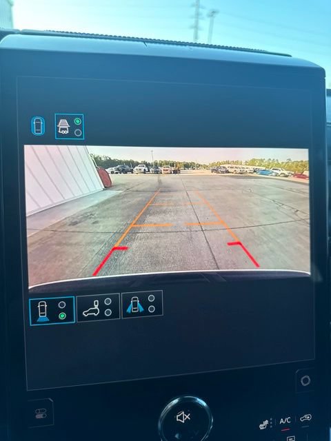 Used 2025 GMC Yukon XL Elevation RWD image 37