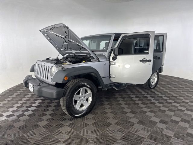 Used 2014 Jeep Wrangler Unlimited Sport w/ Trailer Tow Group image 12
