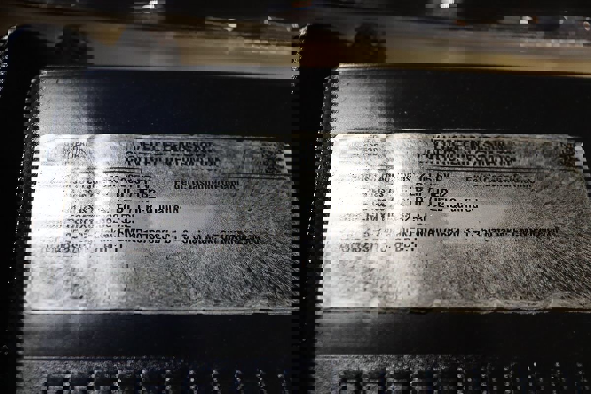 Used 2015 GMC Yukon SLT w/ HD Trailering Package image 68