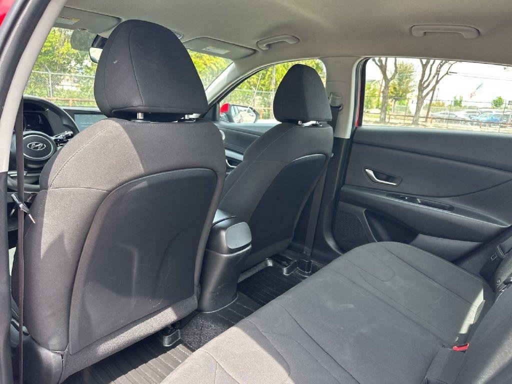 Used 2021 Hyundai Elantra SEL w/ Cargo Package FWD image 22