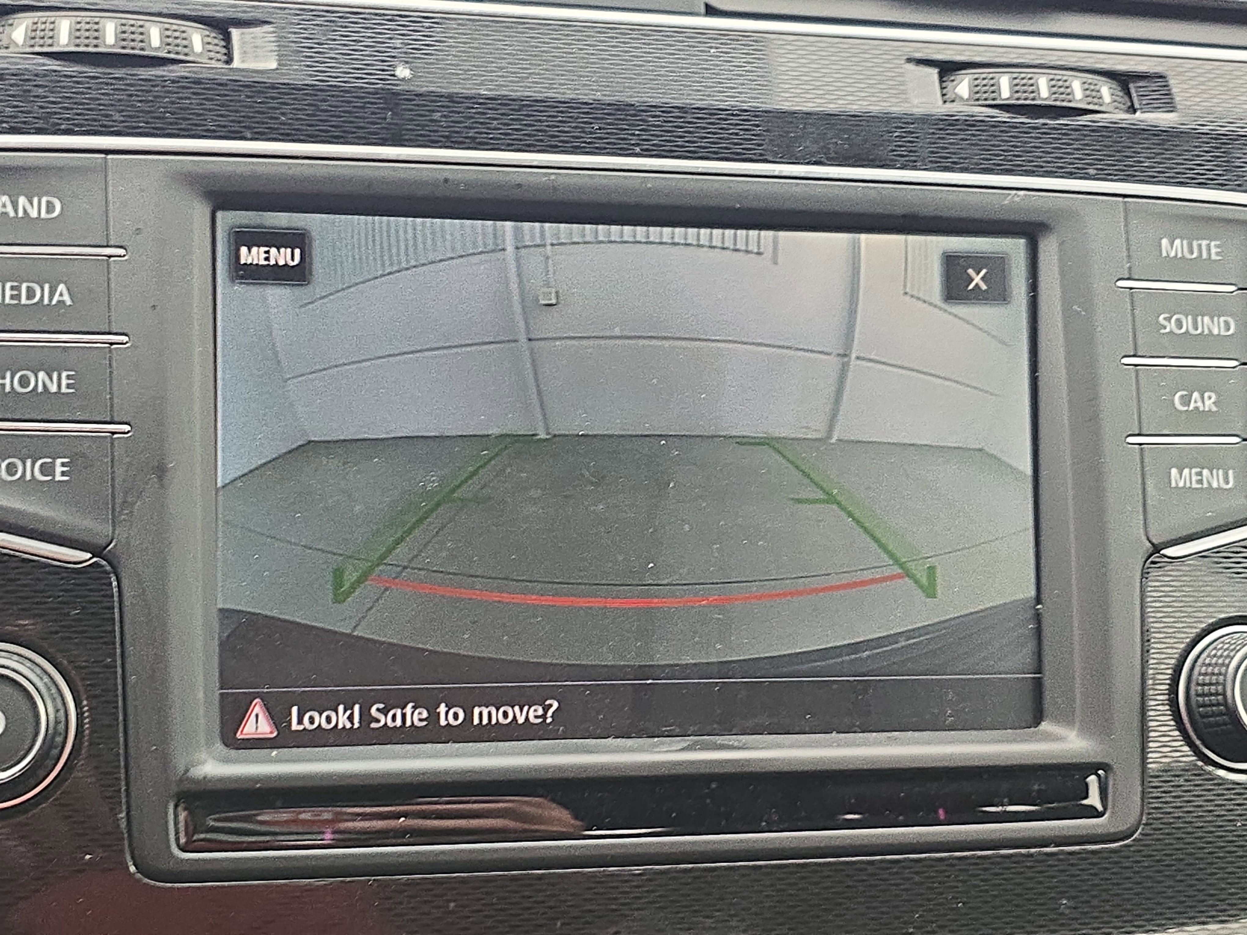 Used 2017 Volkswagen GTI SE FWD image 22