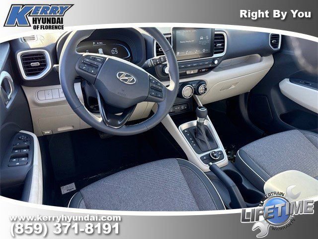 New 2026 Hyundai Venue SEL image 8