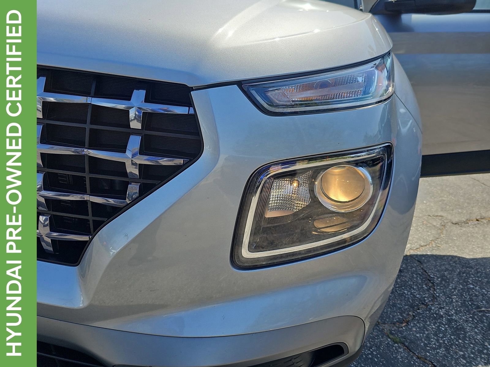 Certified 2023 Hyundai Venue SEL FWD image 32