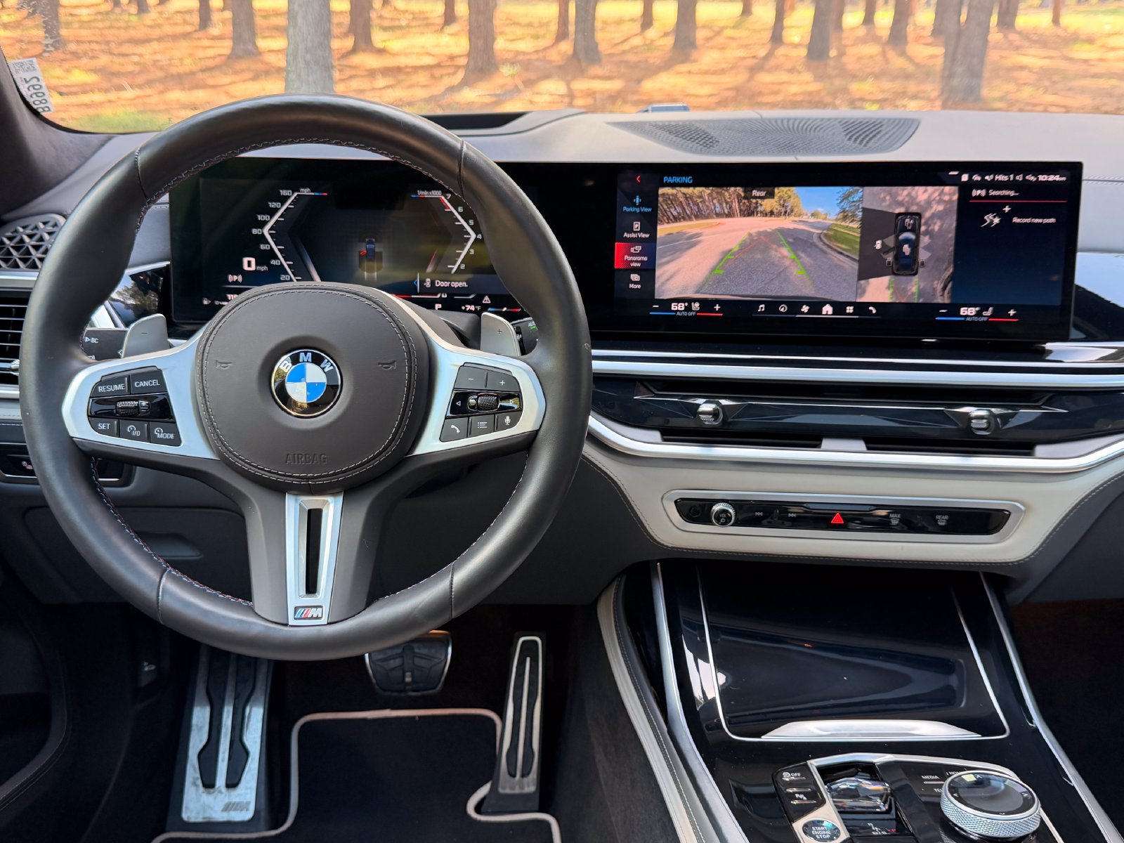 Used 2025 BMW X7 M60i AWD/4WD image 3