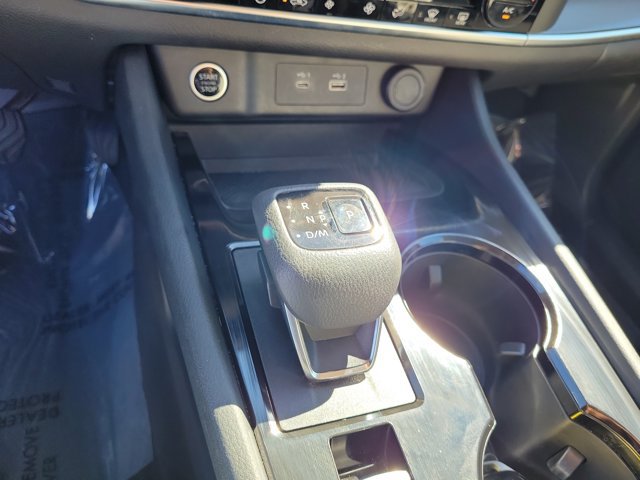 Used 2023 Nissan Rogue SV w/ SV Premium B Package FWD image 33