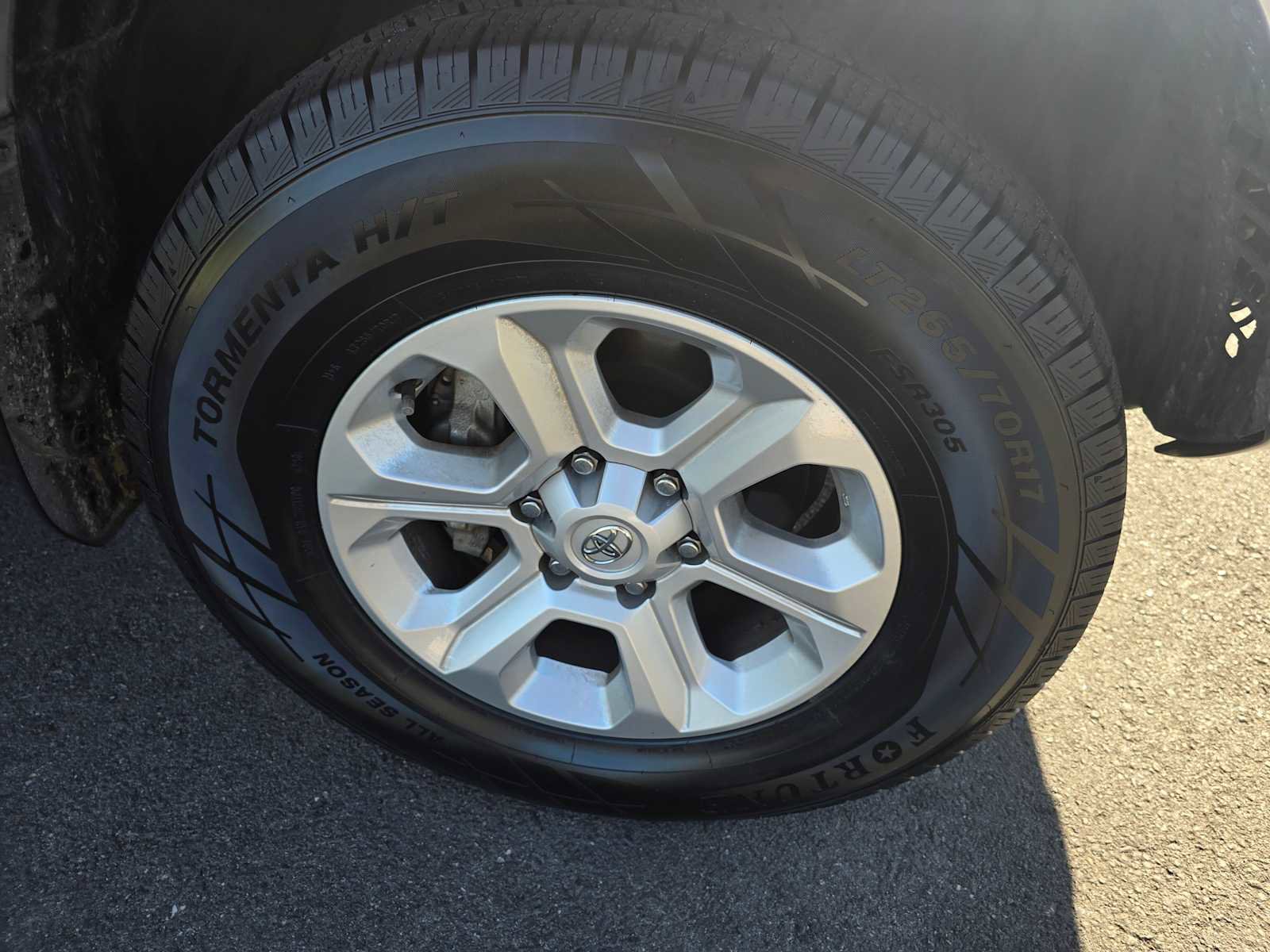 Used 2023 Toyota 4Runner SR5 image 9