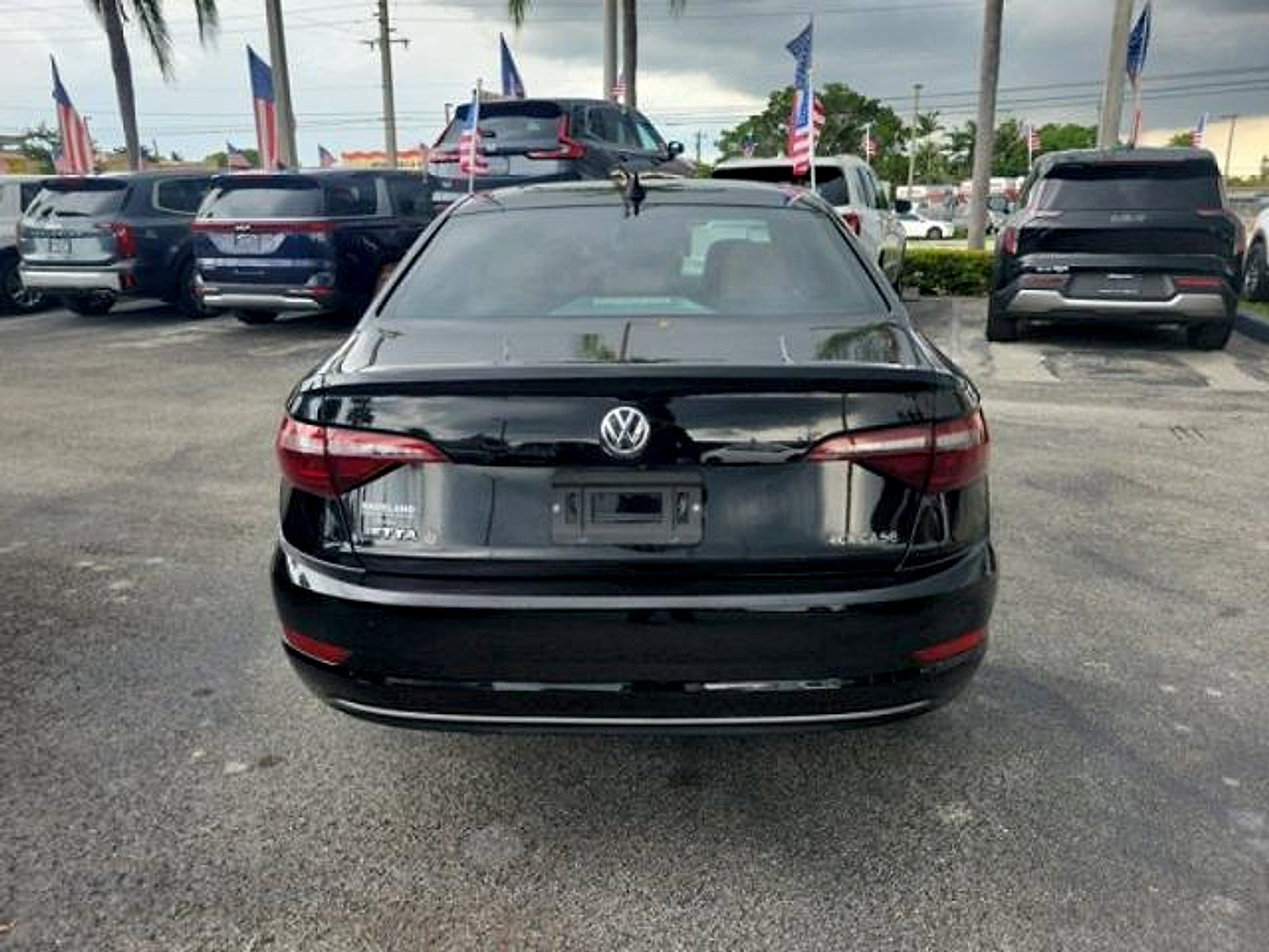 Used 2020 Volkswagen Jetta SE w/ SE Cold Weather Package FWD image 6