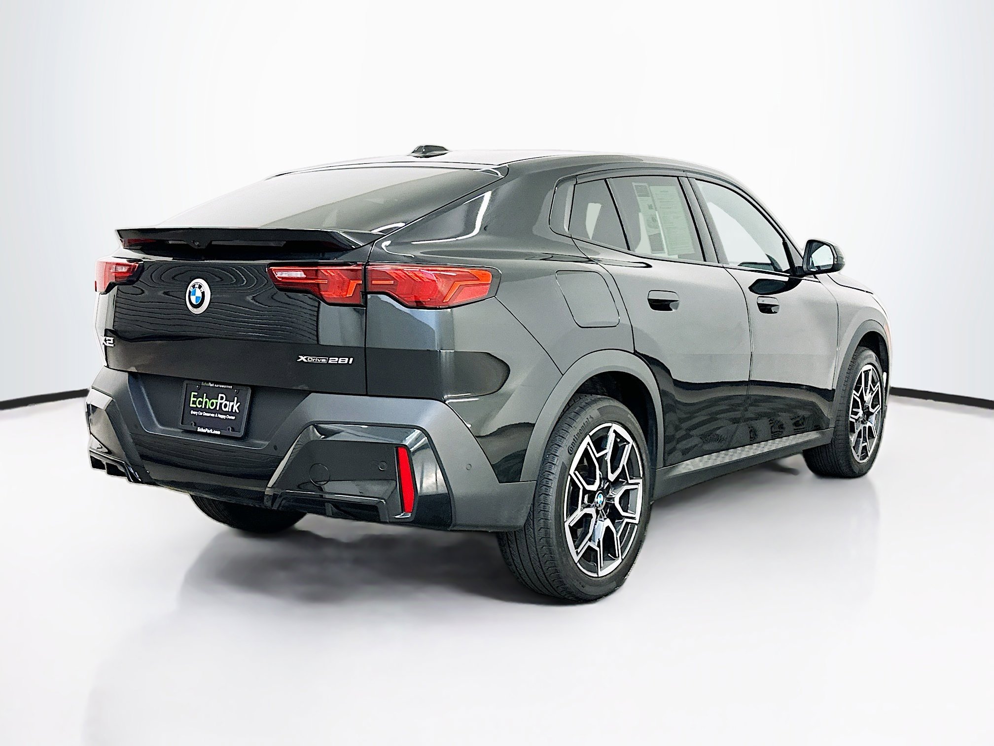 Used 2025 BMW X2 xDrive28i image 9