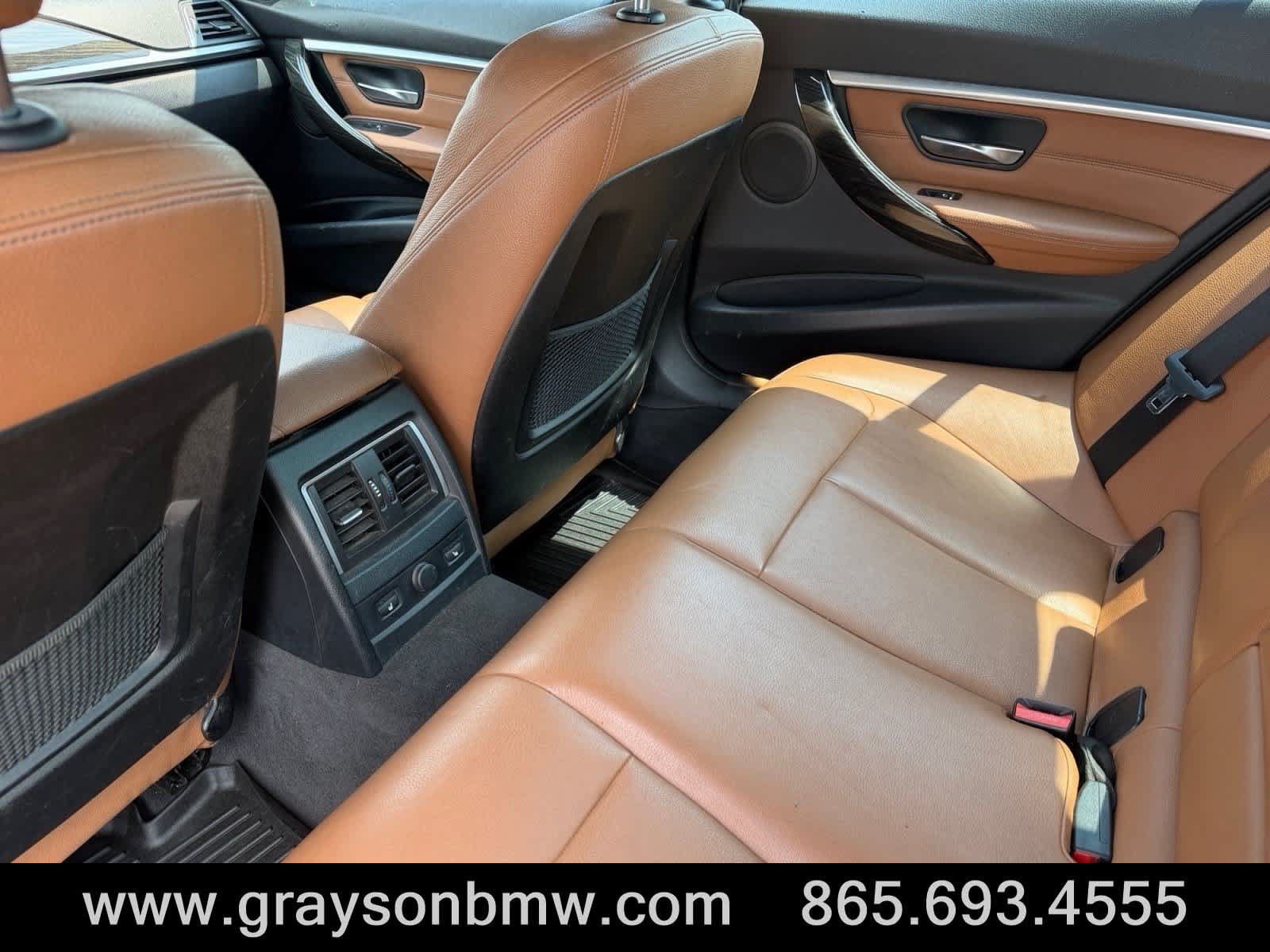 Used 2017 BMW 330i xDrive Sedan AWD/4WD image 17
