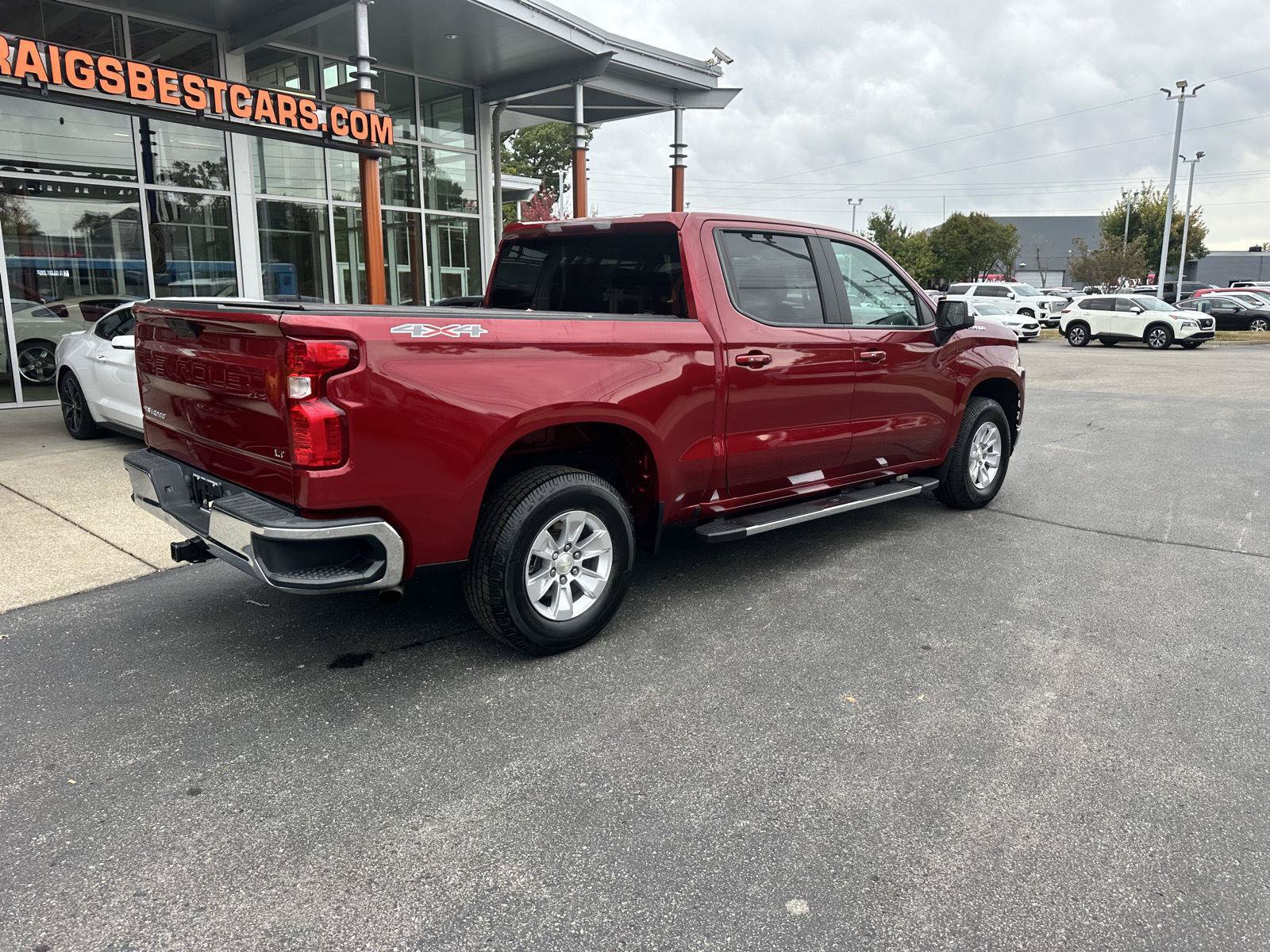 Used 2019 Chevrolet Silverado 1500 LT w/ All-Star Edition AWD/4WD image 3