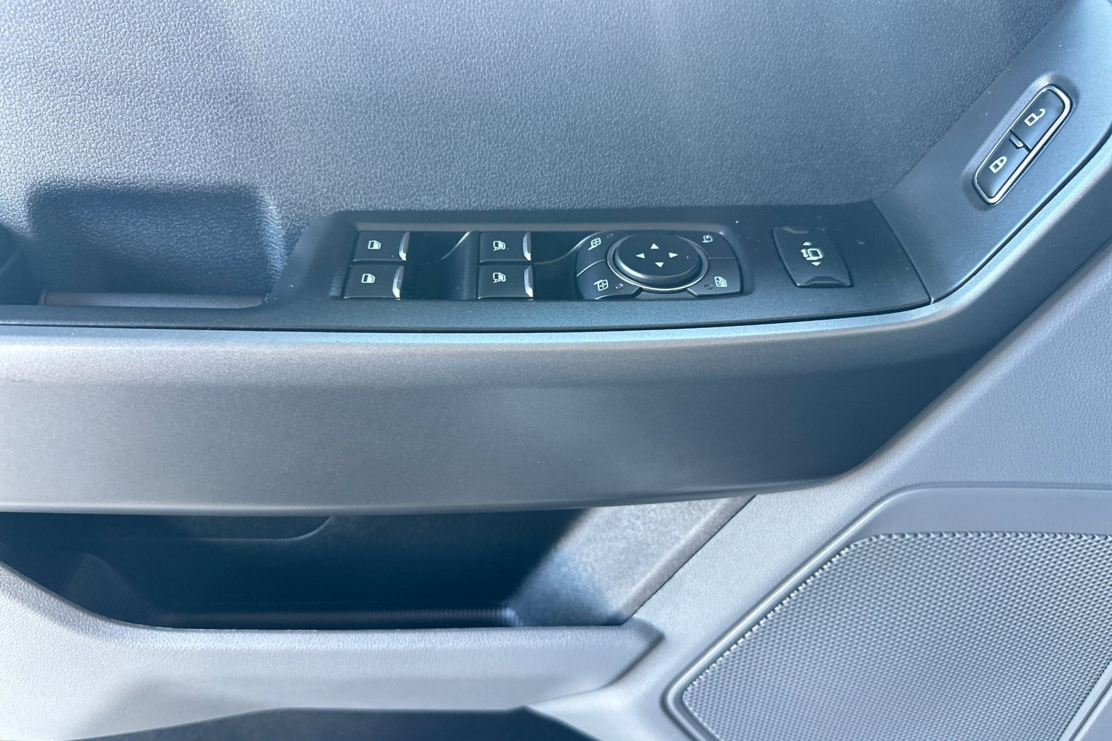New 2026 Ford F350 XLT w/ 360-Degree Camera Package image 11