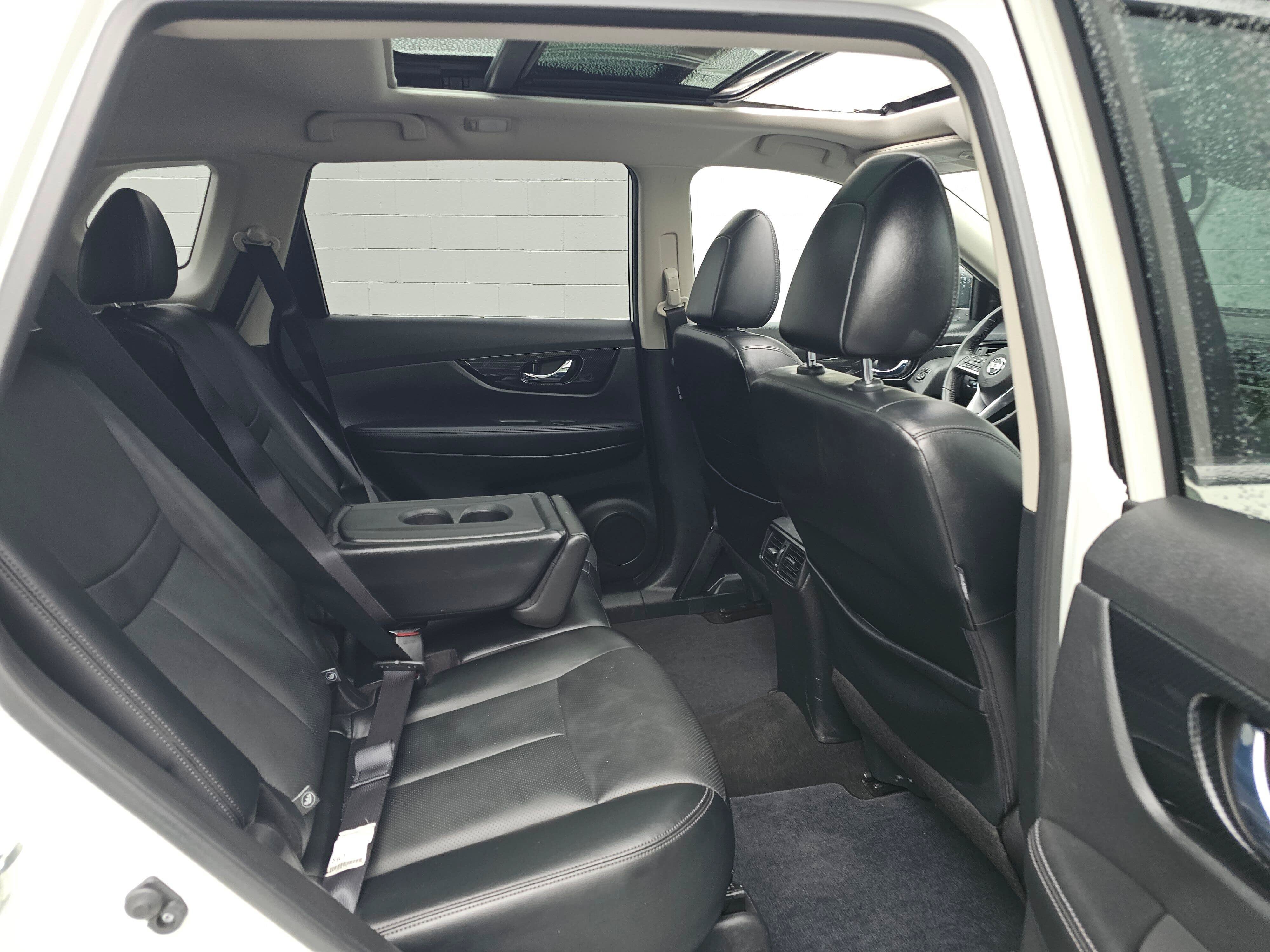 Used 2018 Nissan Rogue SL AWD/4WD image 13