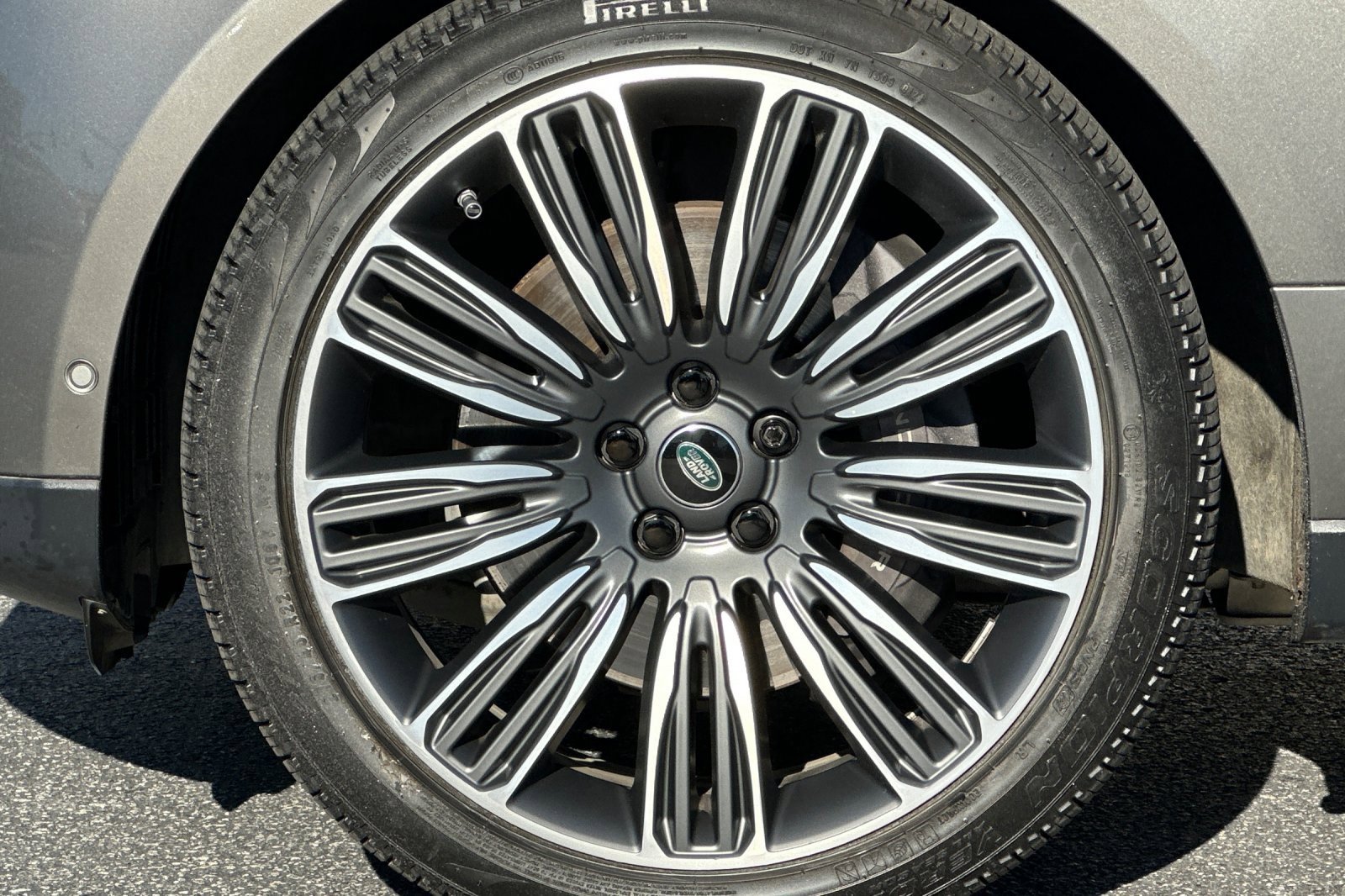 Used 2019 Land Rover Range Rover Long Wheelbase Autobiography image 25