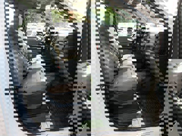 Used 2019 Ford F550 2WD Regular Cab Super Duty w/ XL Value Package image 12