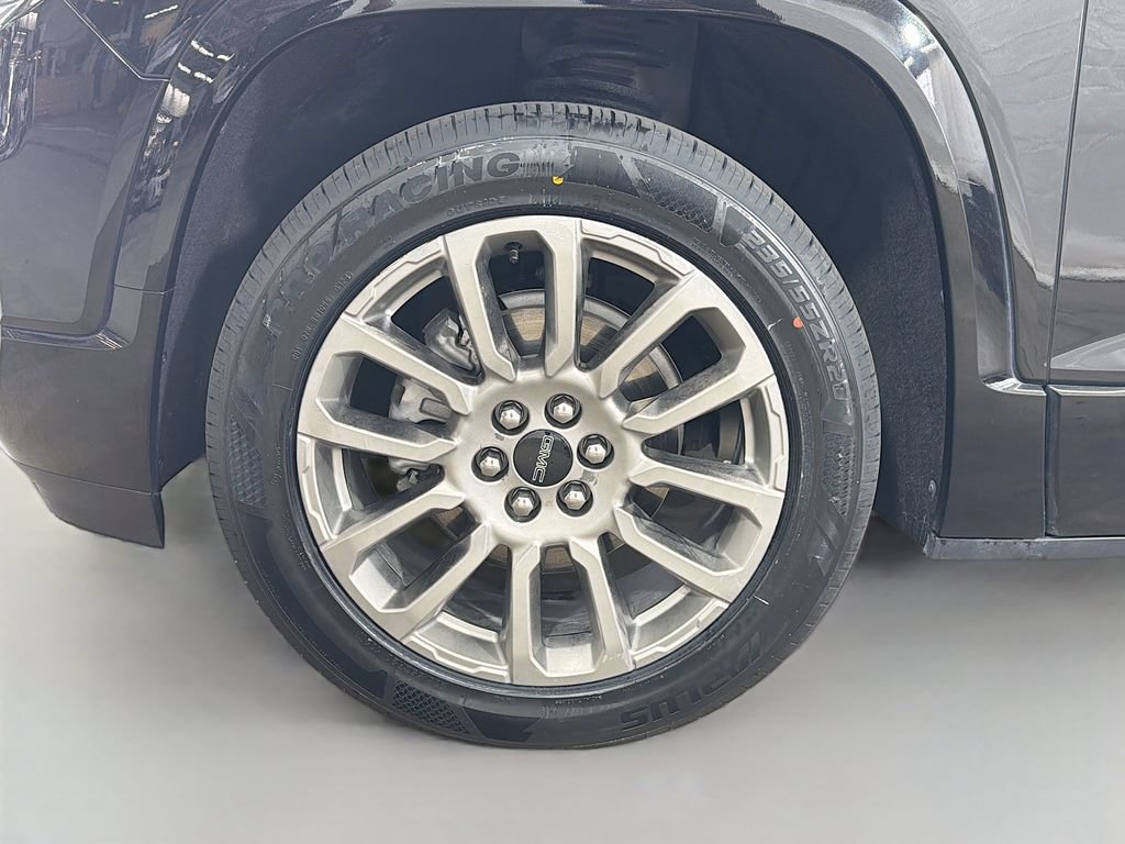 Used 2023 GMC Acadia Denali w/ Black Diamond Edition AWD/4WD image 35