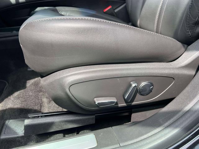Used 2013 Lincoln MKZ FWD image 14