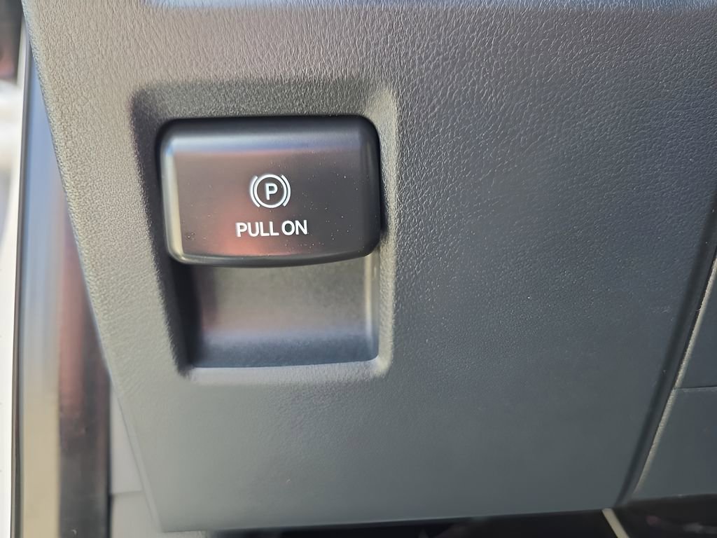 Used 2022 Ford F150 XLT w/ Equipment Group 302A High AWD/4WD image 32