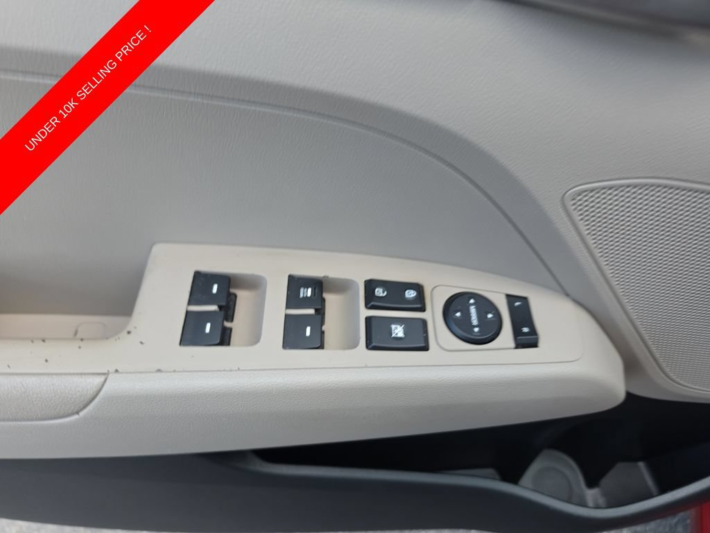 Used 2020 Hyundai Elantra SE w/ Cargo Package (C1) FWD image 17