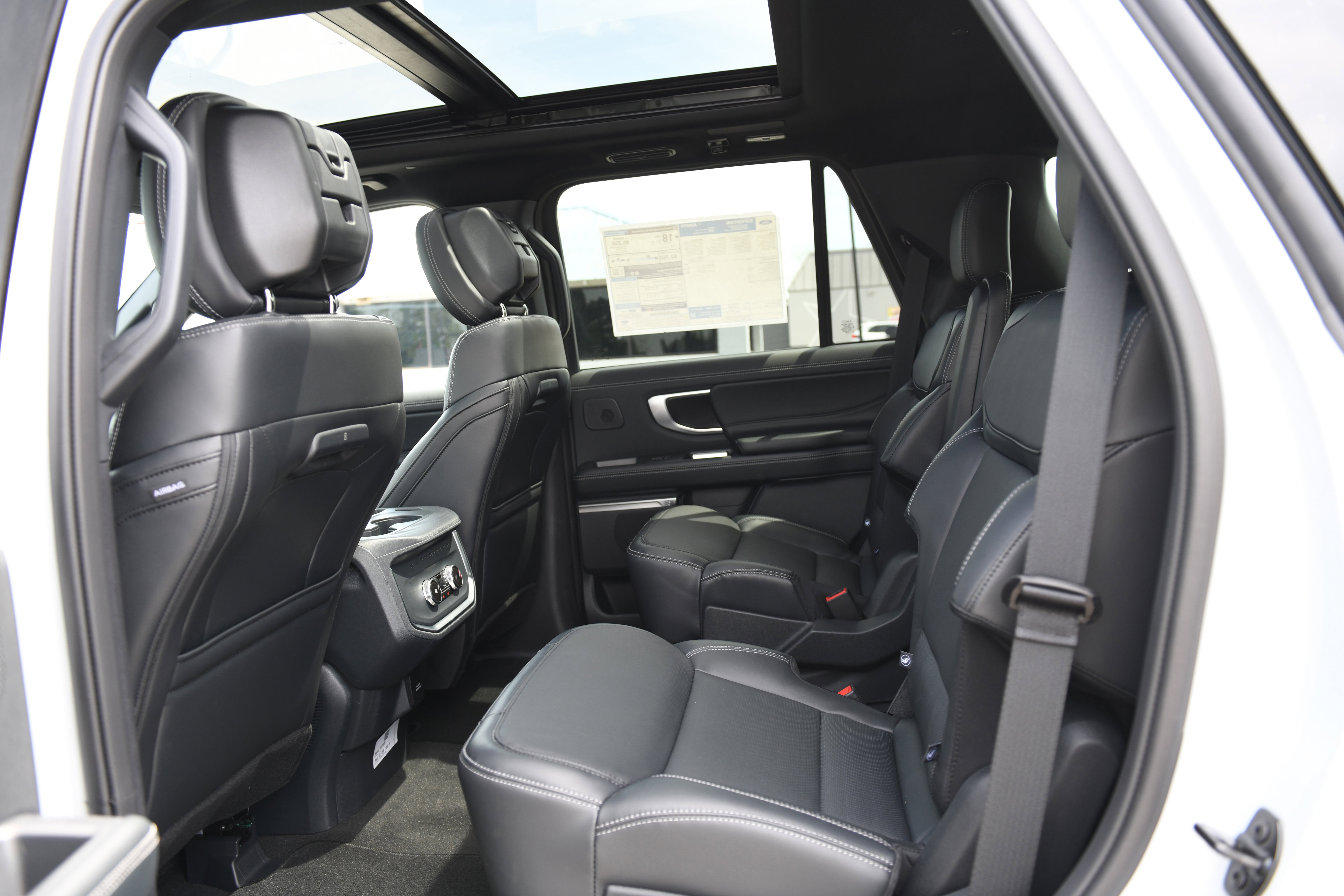 New 2026 Ford Expedition Platinum AWD/4WD image 12