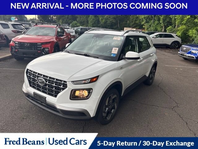 Used 2023 Hyundai Venue SEL