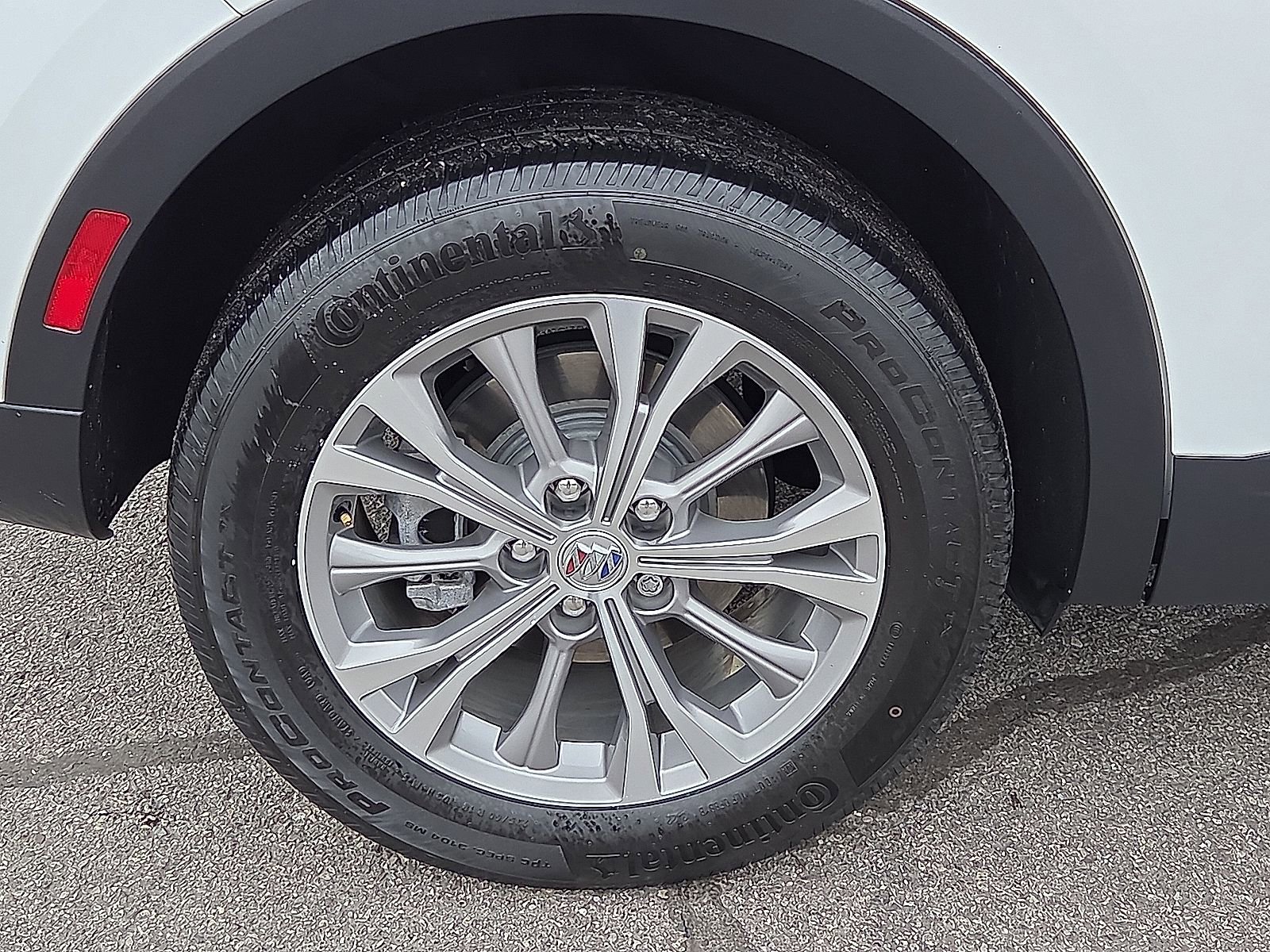 Used 2023 Buick Envision Preferred image 7