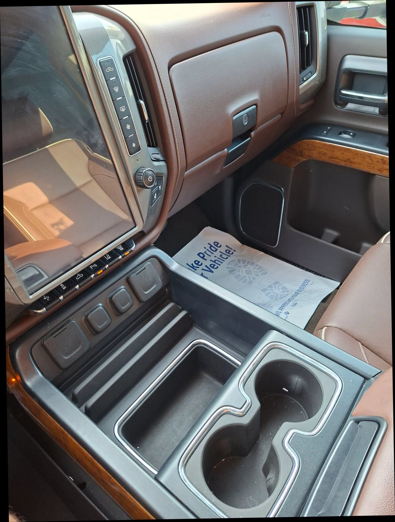 Used 2016 Chevrolet Silverado 2500 High Country w/ Duramax Plus Package AWD/4WD image 15