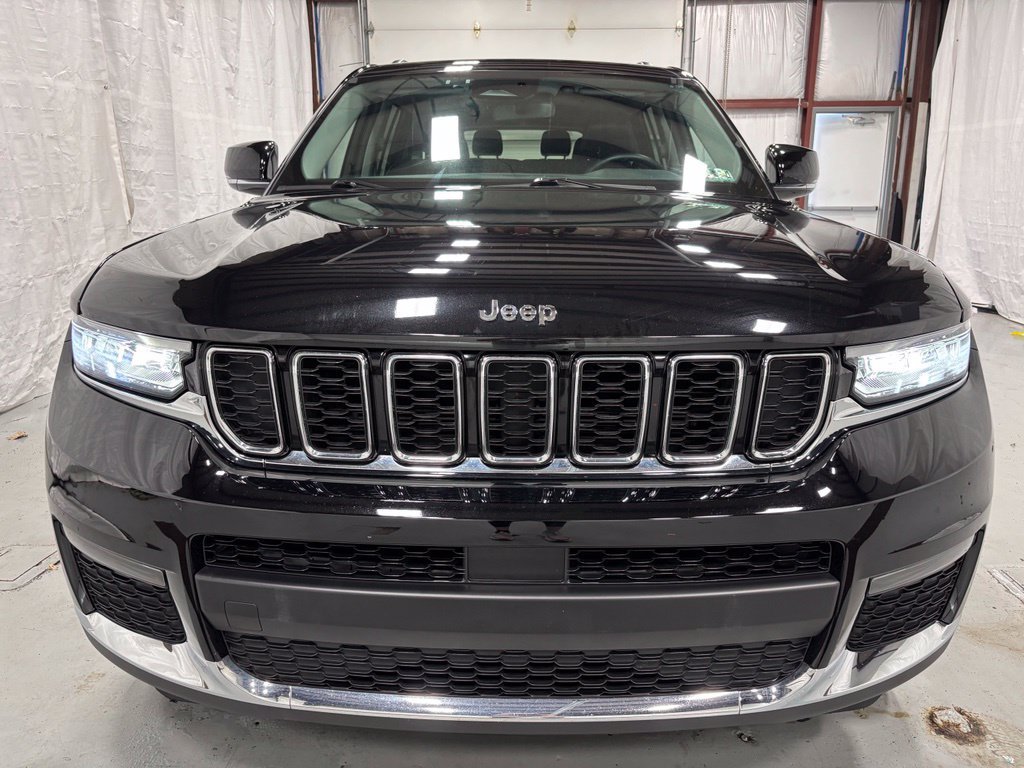Used 2022 Jeep Grand Cherokee L Limited AWD/4WD image 2