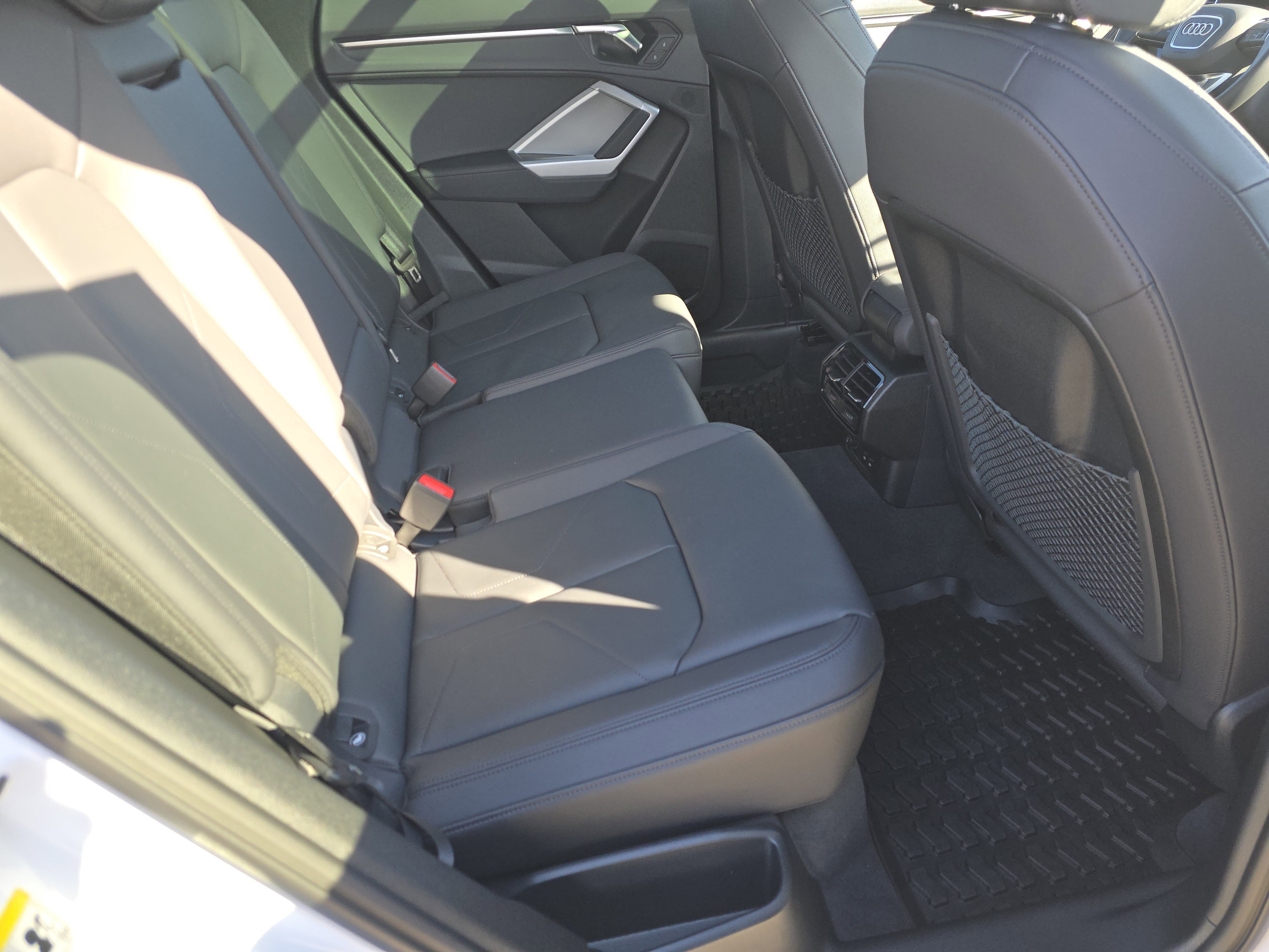 Certified 2025 Audi Q3 2.0T Premium w/ Convenience Package image 17