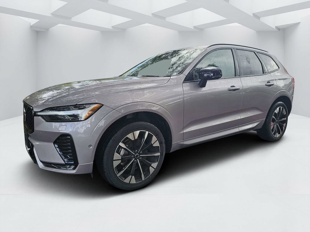 Certified 2026 Volvo XC60 B5 Plus AWD/4WD image 7