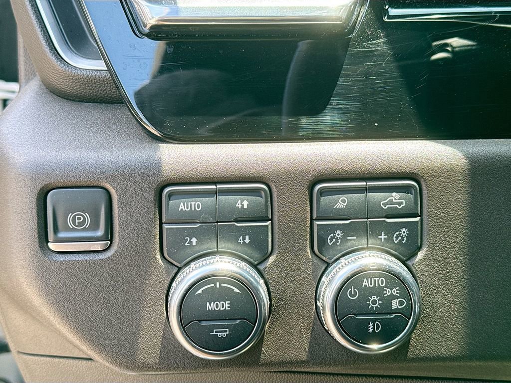 Used 2023 GMC Sierra 1500 SLT AWD/4WD image 20