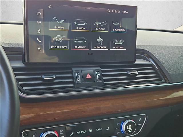 Used 2023 Audi Q5 2.0T Premium w/ Convenience Package image 14