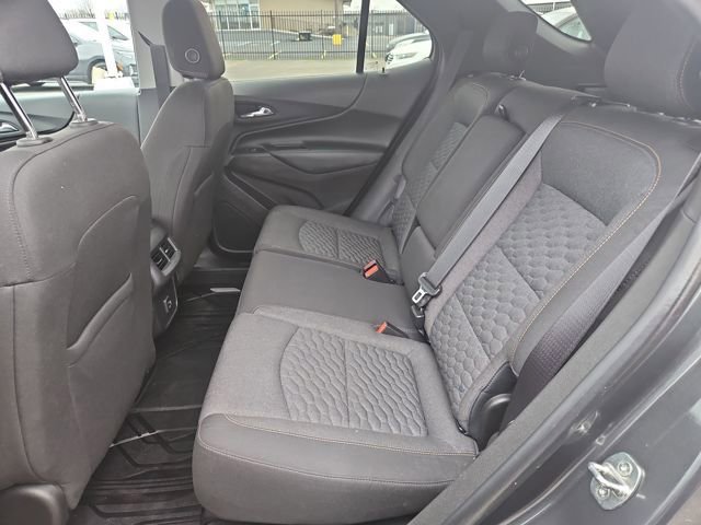 Used 2020 Chevrolet Equinox LT w/ Driver Convenience Package image 24