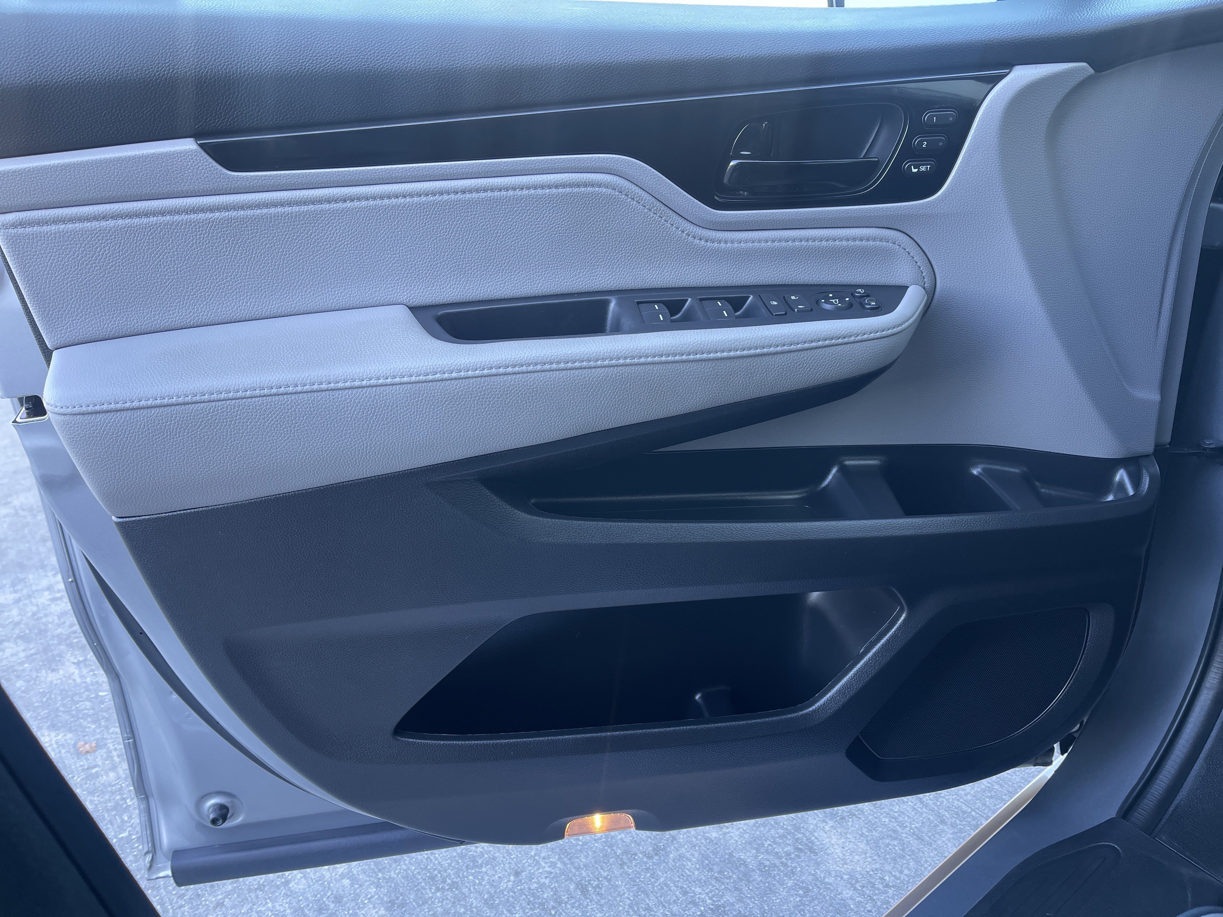 Certified 2023 Honda Odyssey Elite image 22