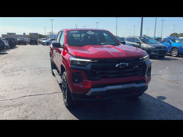 Certified 2026 Chevrolet Colorado Z71 w/ Z71 Convenience Package 2 AWD/4WD image 3
