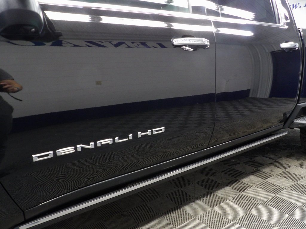 Used 2023 GMC Sierra 3500 Denali w/ Technology Package image 44