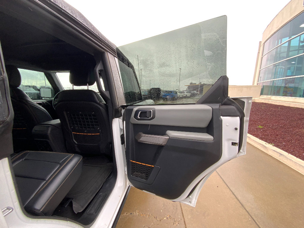 Used 2022 Ford Bronco Badlands image 18