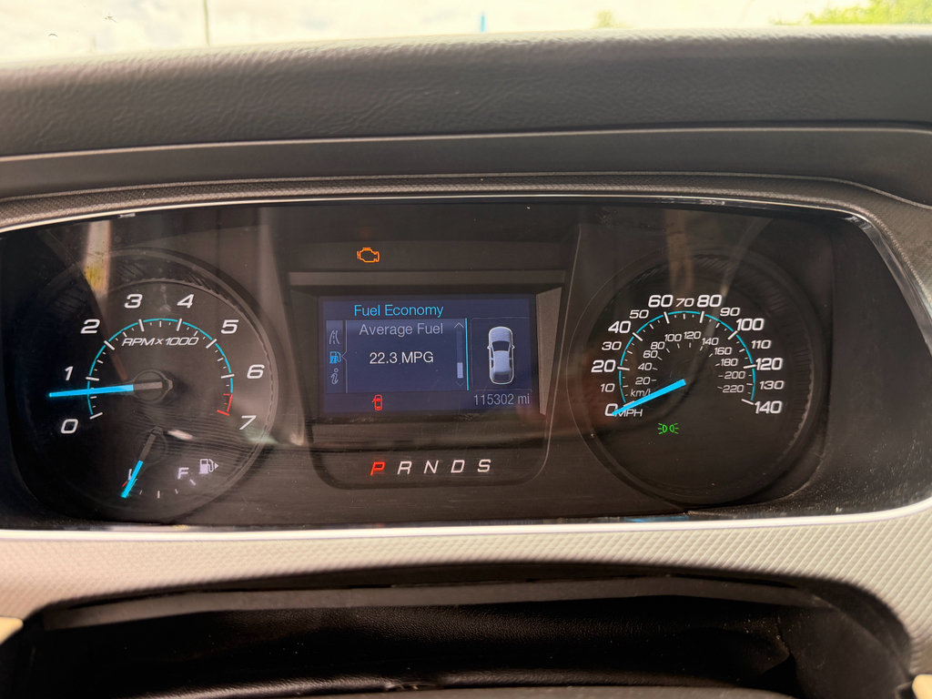 Used 2013 Ford Taurus SE FWD image 19