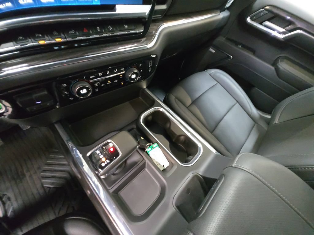 Certified 2023 Chevrolet Silverado 1500 LTZ AWD/4WD image 18