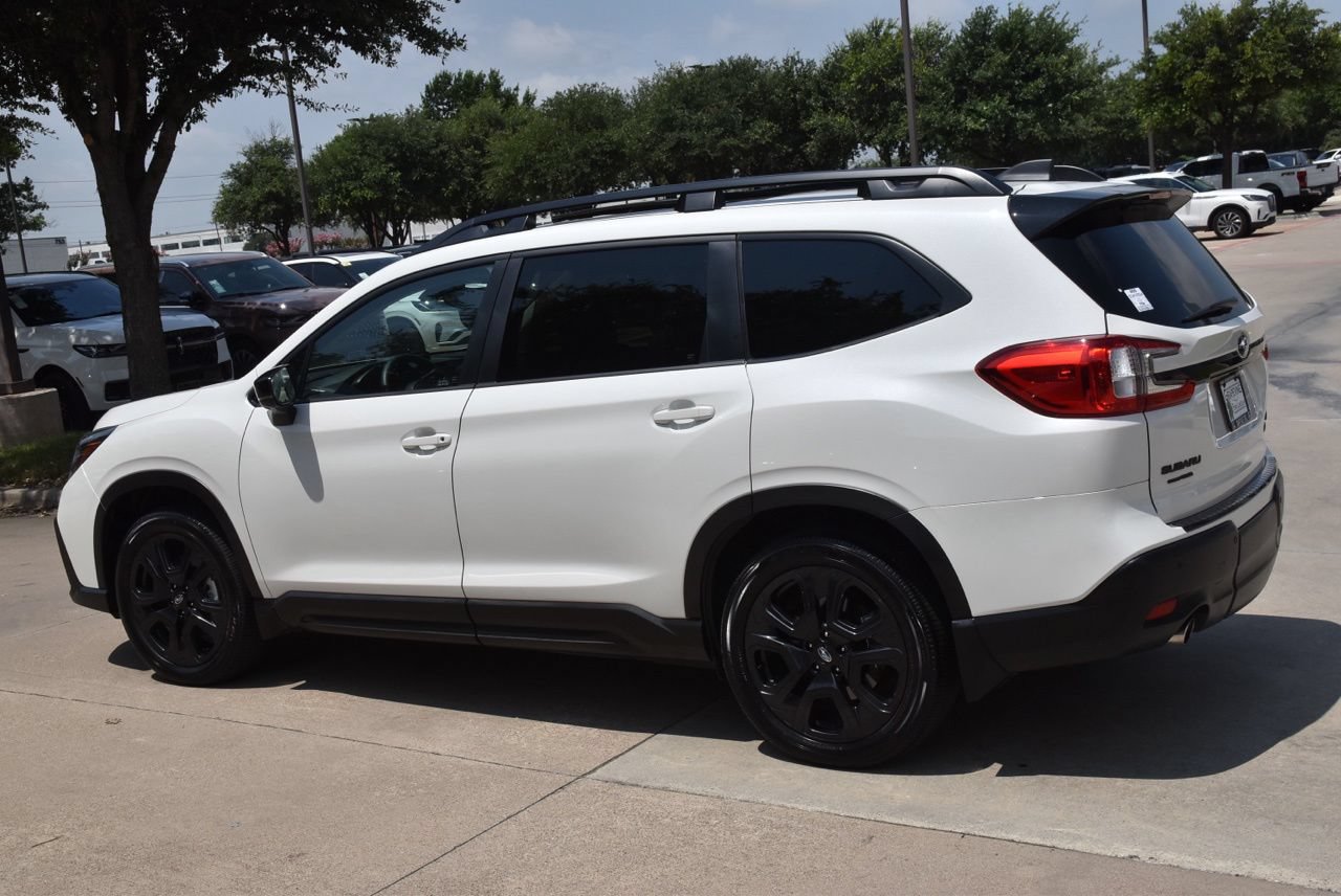 Used 2025 Subaru Ascent Bronze Edition AWD/4WD image 11