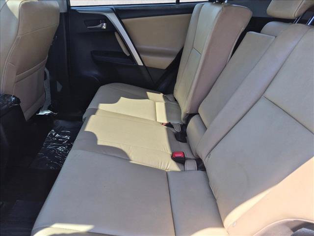 Used 2015 Toyota RAV4 Limited AWD/4WD image 17