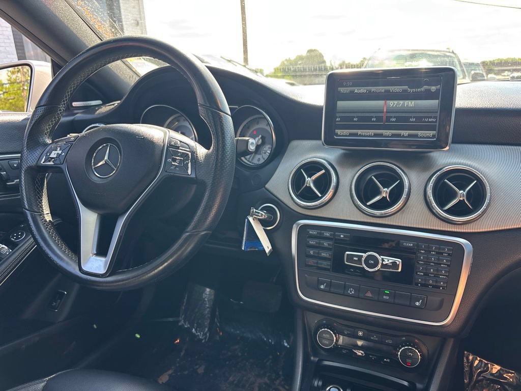 Used 2014 Mercedes-Benz CLA 250 4MATIC image 15