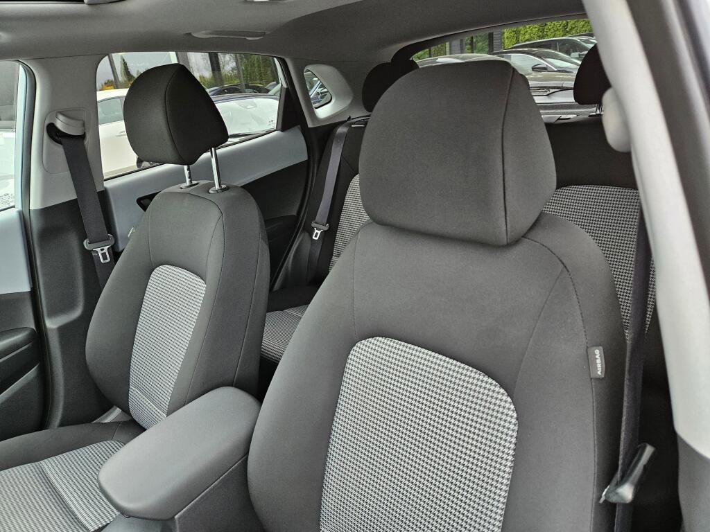 Used 2019 Hyundai Kona SEL w/ SEL Tech Package 02 AWD/4WD image 15