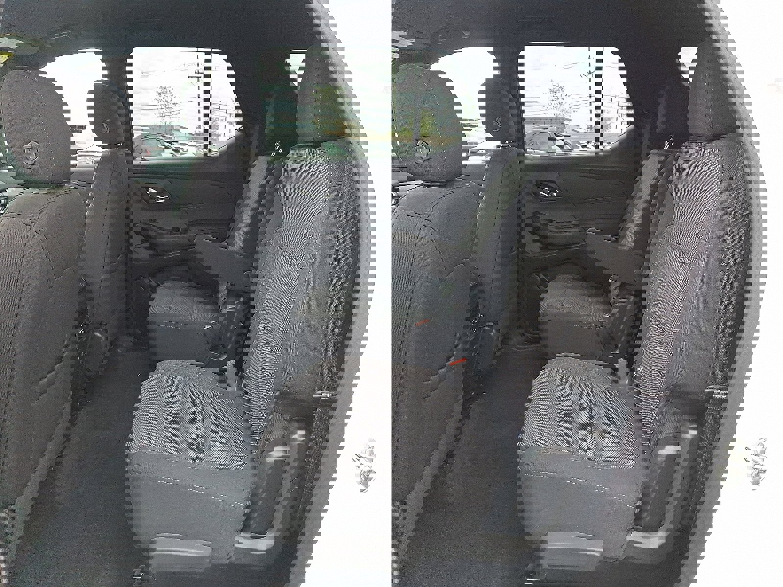 Used 2023 Chevrolet Traverse LT image 11