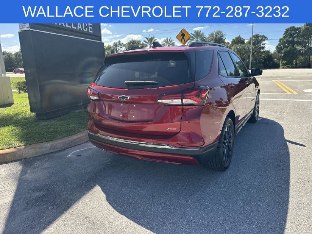 Used 2023 Chevrolet Equinox RS w/ RS Leather Package FWD image 10
