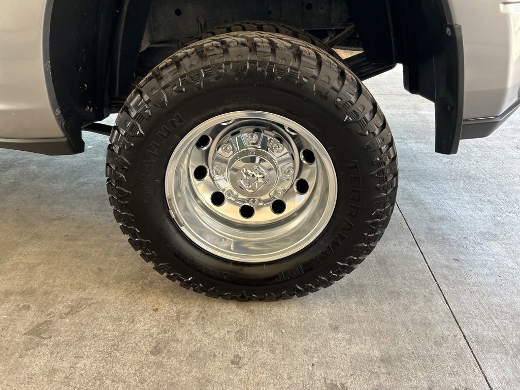 Used 2024 RAM 3500 Laramie w/ Night Edition AWD/4WD image 18
