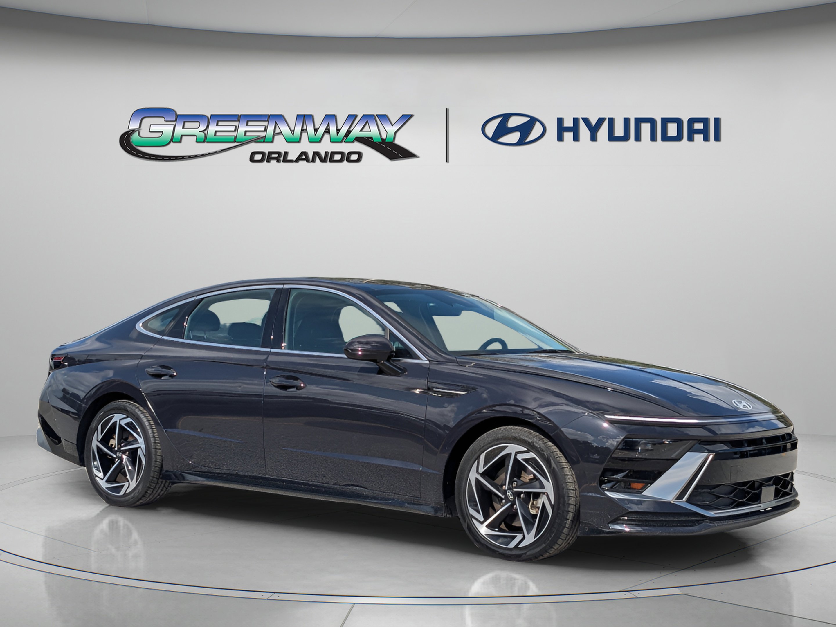 Used 2024 Hyundai Sonata SEL w/ Convenience Package FWD image 2