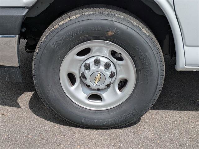 New 2025 Chevrolet Express 3500 w/ Power Convenience Package image 30