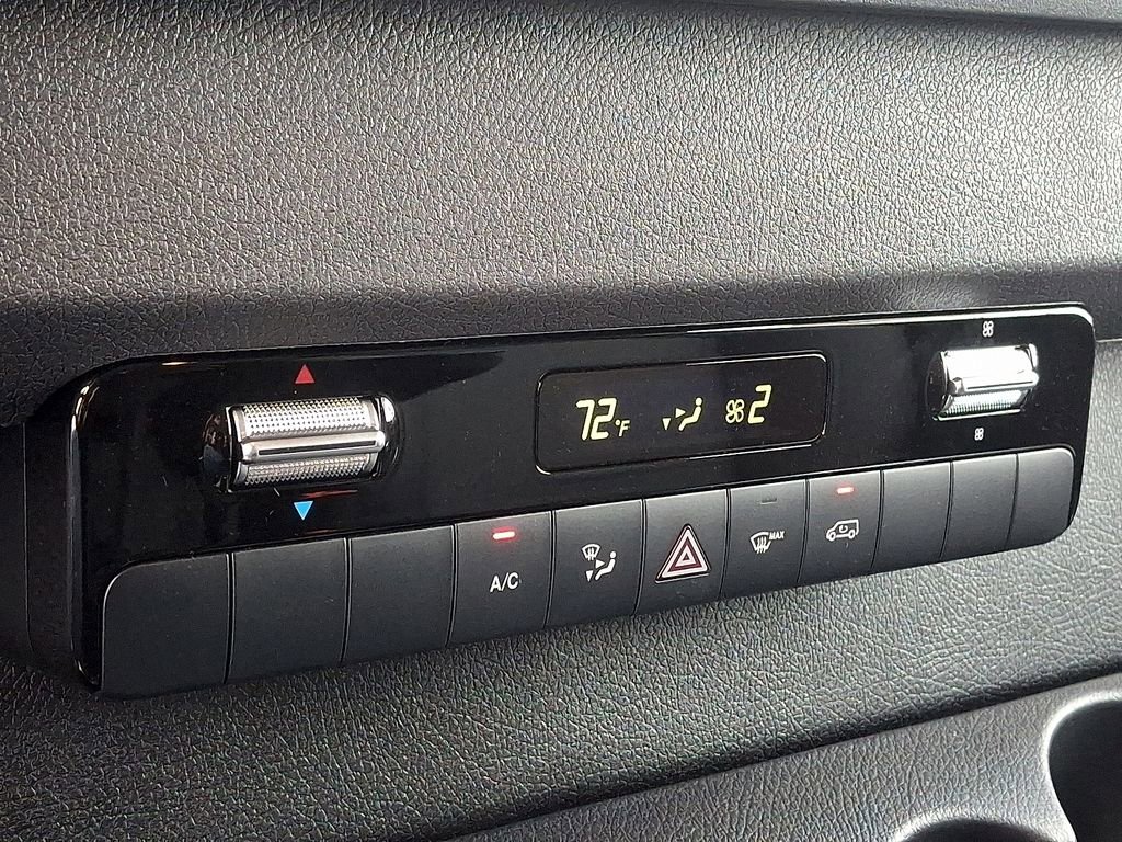 Used 2025 Mercedes-Benz Sprinter 2500 image 16