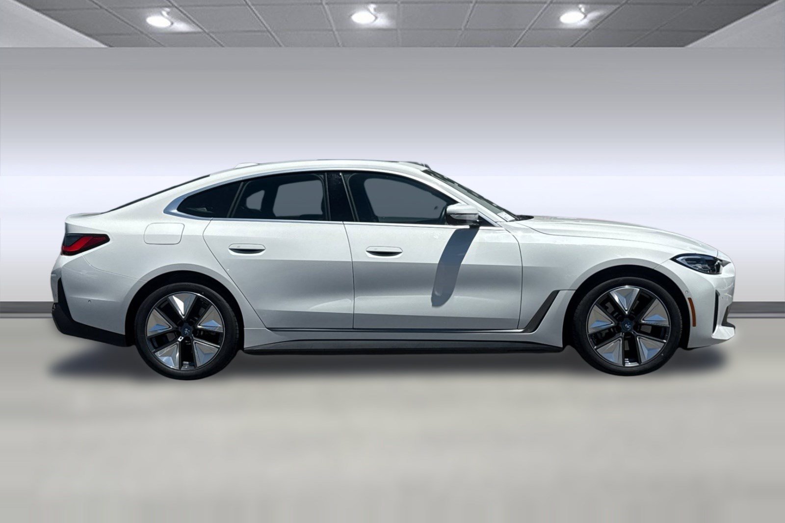 Certified 2023 BMW i4 eDrive35 w/ Premium Package RWD image 8