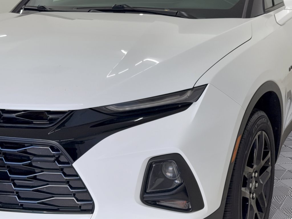 Used 2021 Chevrolet Blazer LT w/ LPO, Black Accent Package FWD image 12